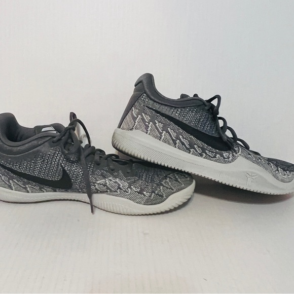 Nike Kobe Bryant Mamba Rage Dark Gray Pure Platinum Sneakers - Picture 3 of 9